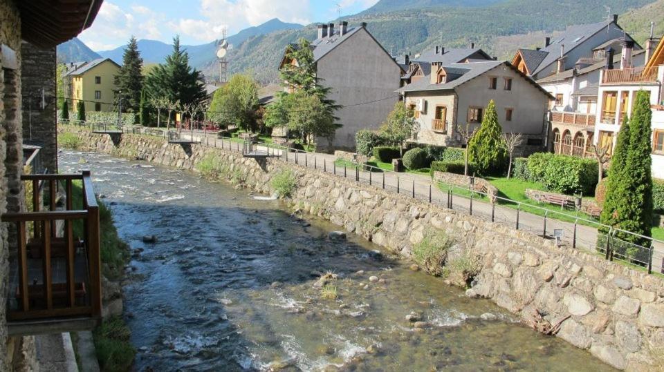 Pensio La Creu Pensión Esterri d'Àneu