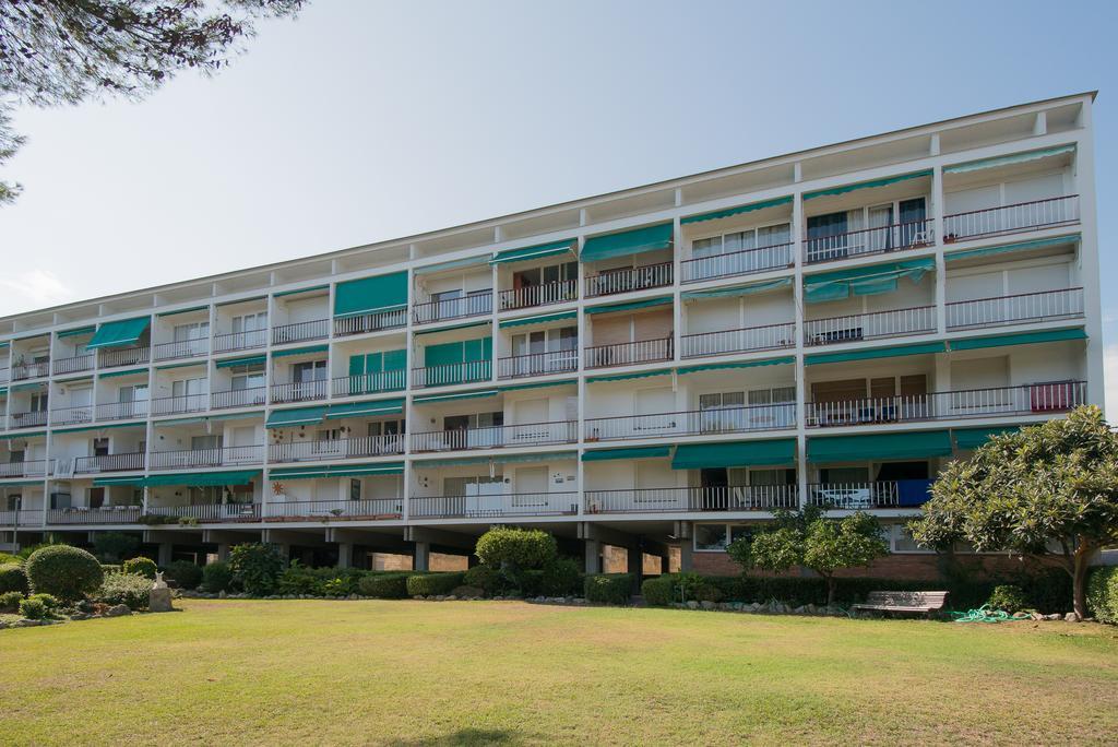 Apartment Front Sant Pol