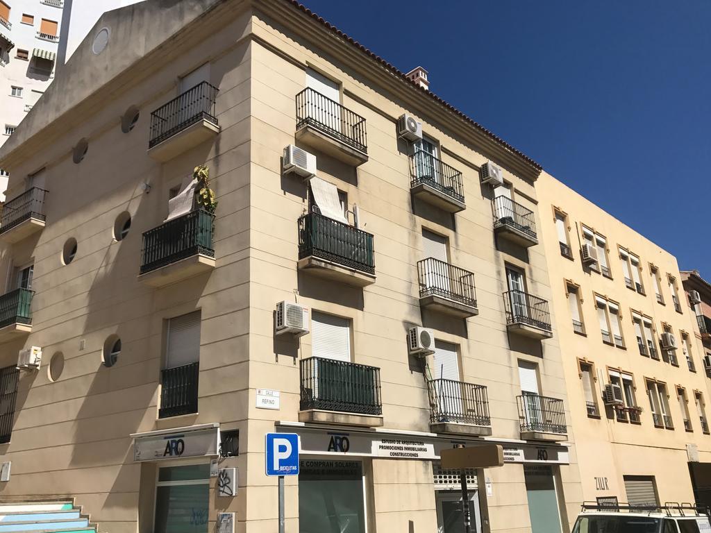 - Refino, 36 Malaga