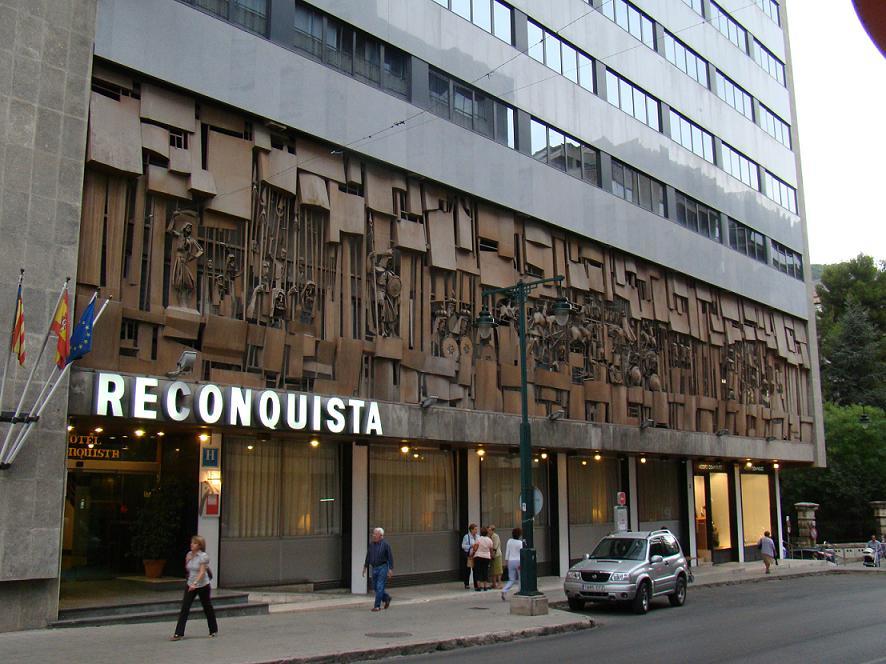 Hotel Reconquista 3*