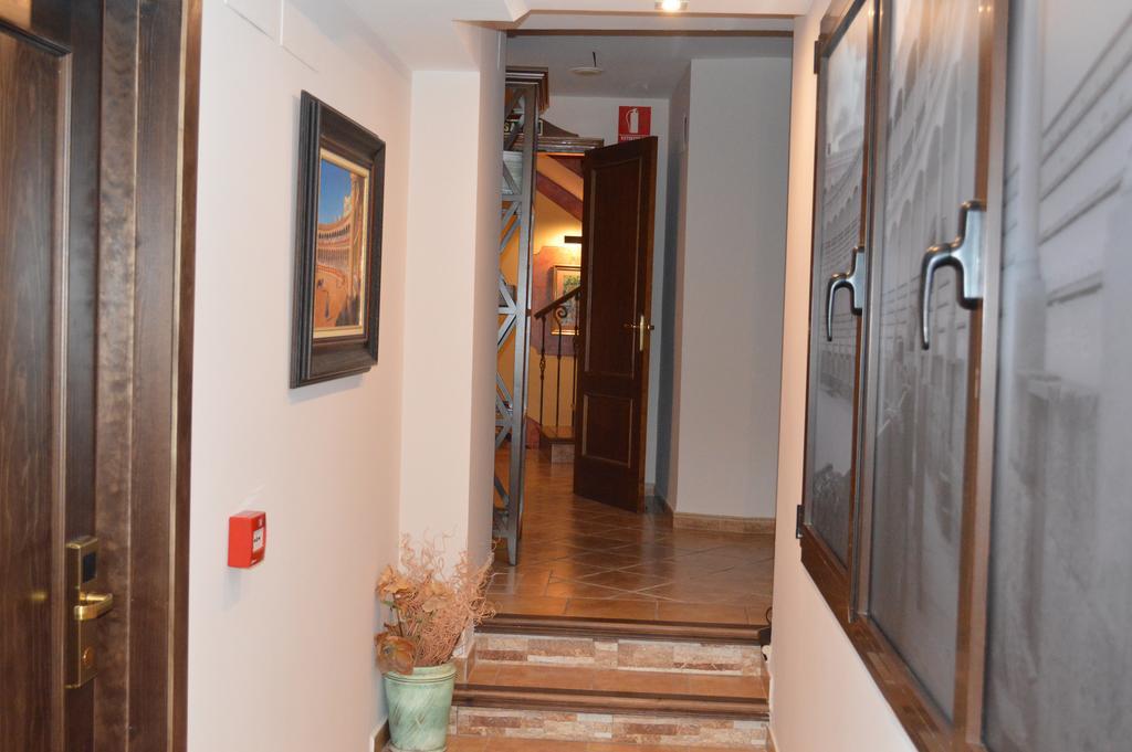 Hotel Don Javier