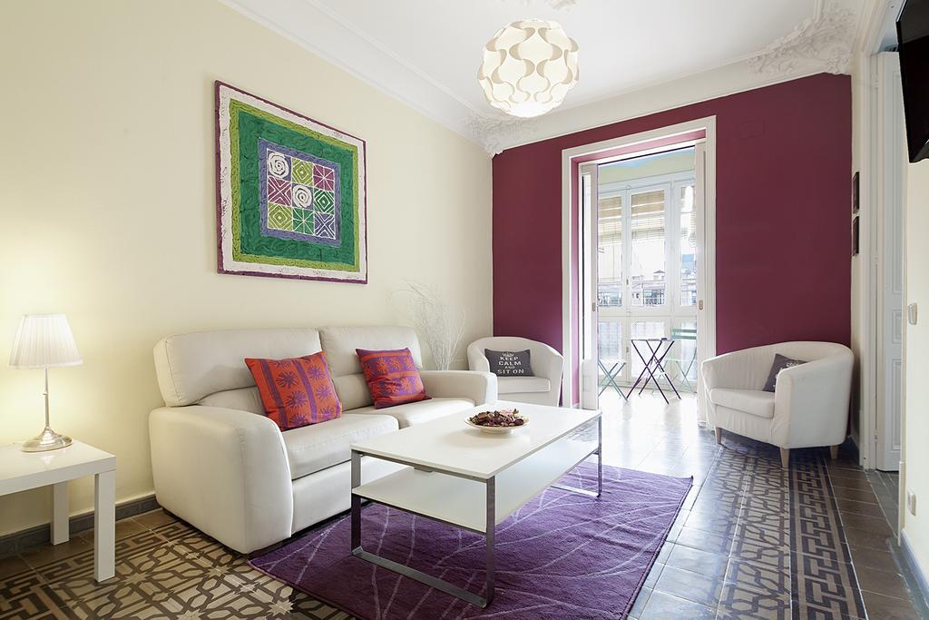 & Deco Eixample Apartment