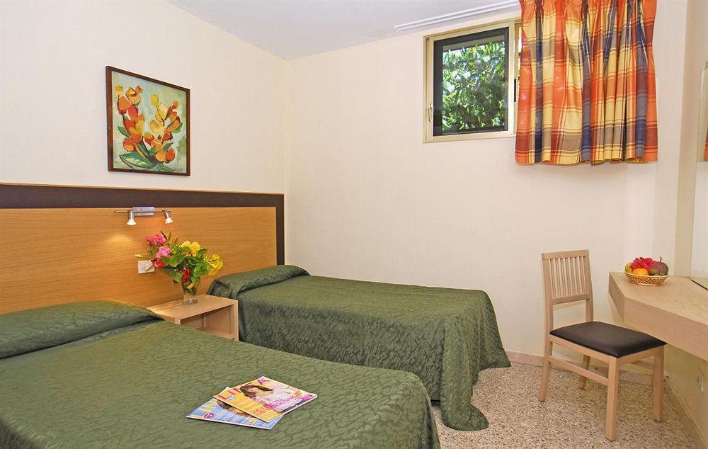 Doña Rosa 2*