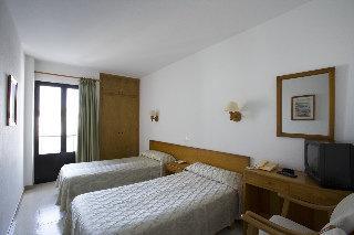 Loar Apartahotel 3*