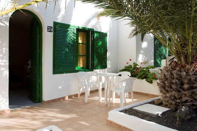 Lagos Cotillo