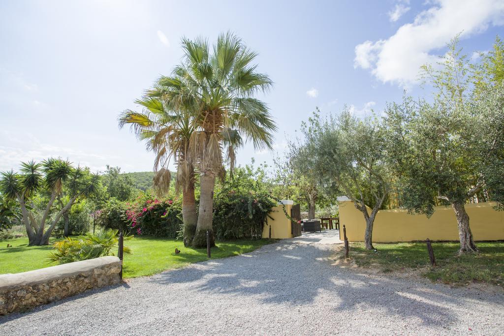 Las Mariposas Club Sant Rafel de sa Creu