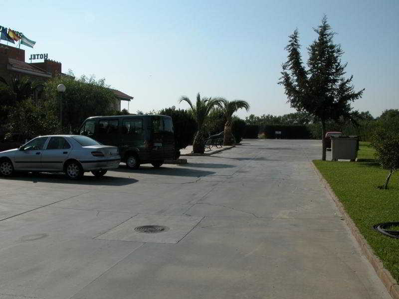 Torre De Guzmanes Hotel 3*