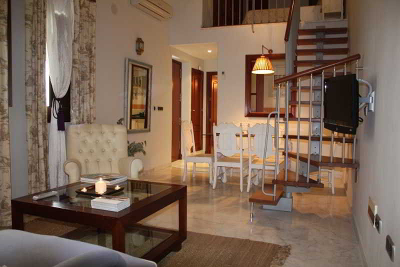 Singular Corral De San Jose Apartment Seville