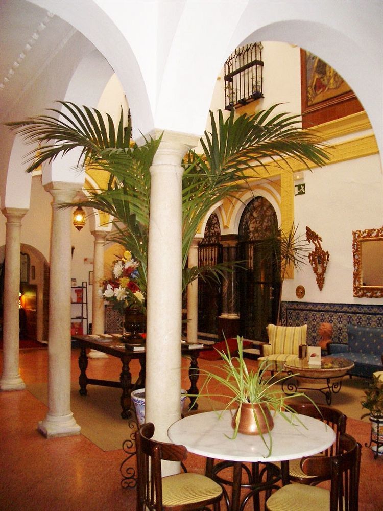 Hotel Abanico 3*