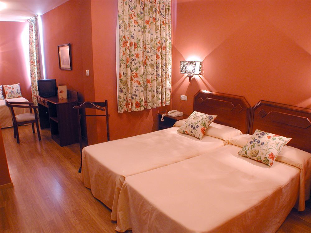 Abanico Hotel 3*