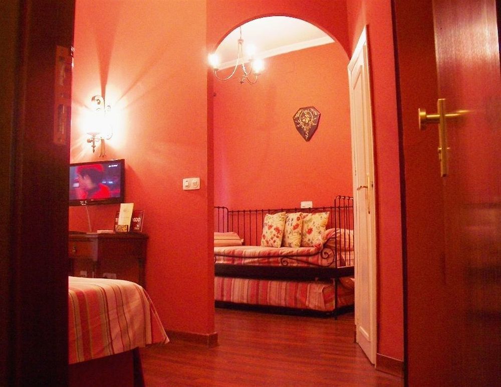 Abanico Hotel