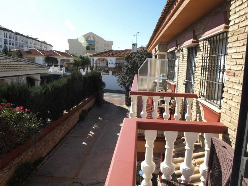 Victoria Hotel Hotel