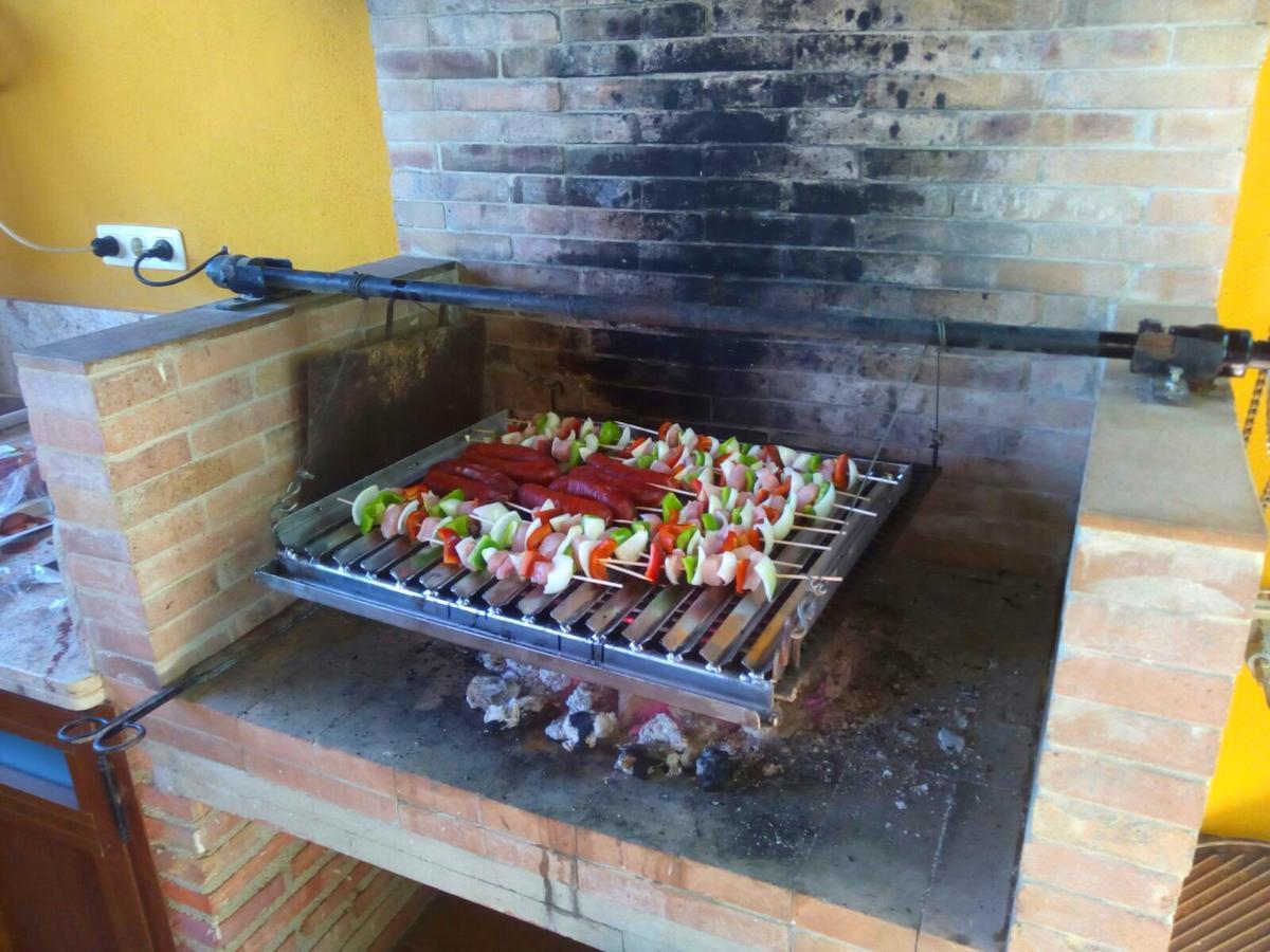 Casa Rural Los Naranjos Piscina Y Pista Tenis Privada