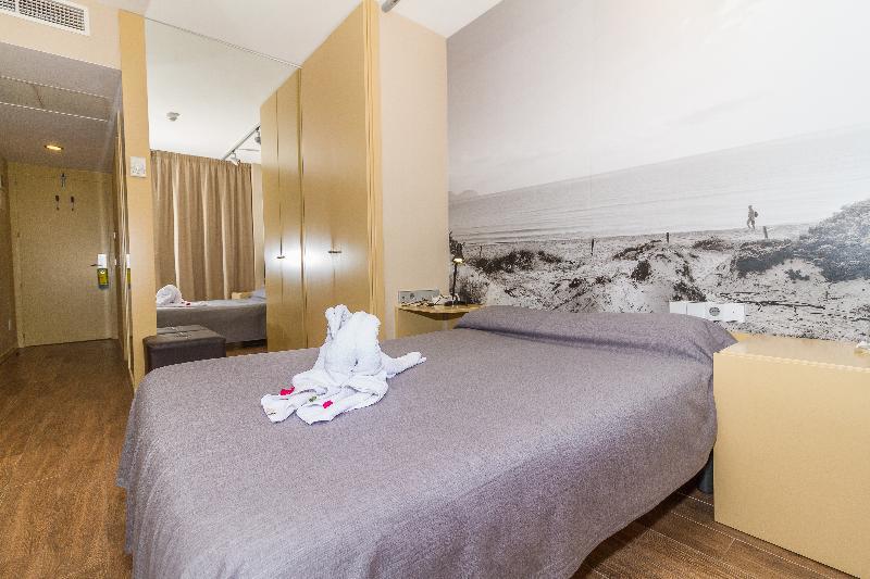 Eix Platja Daurada & 4*