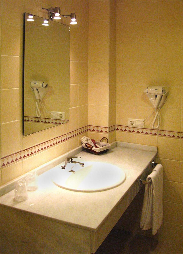 San Miguel Hotel 2*