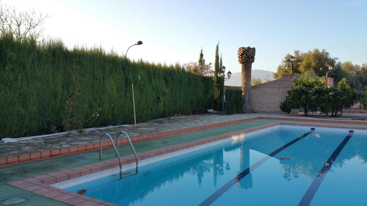Casa Rural Los Naranjos Piscina Y Pista Tenis Privada Holiday home