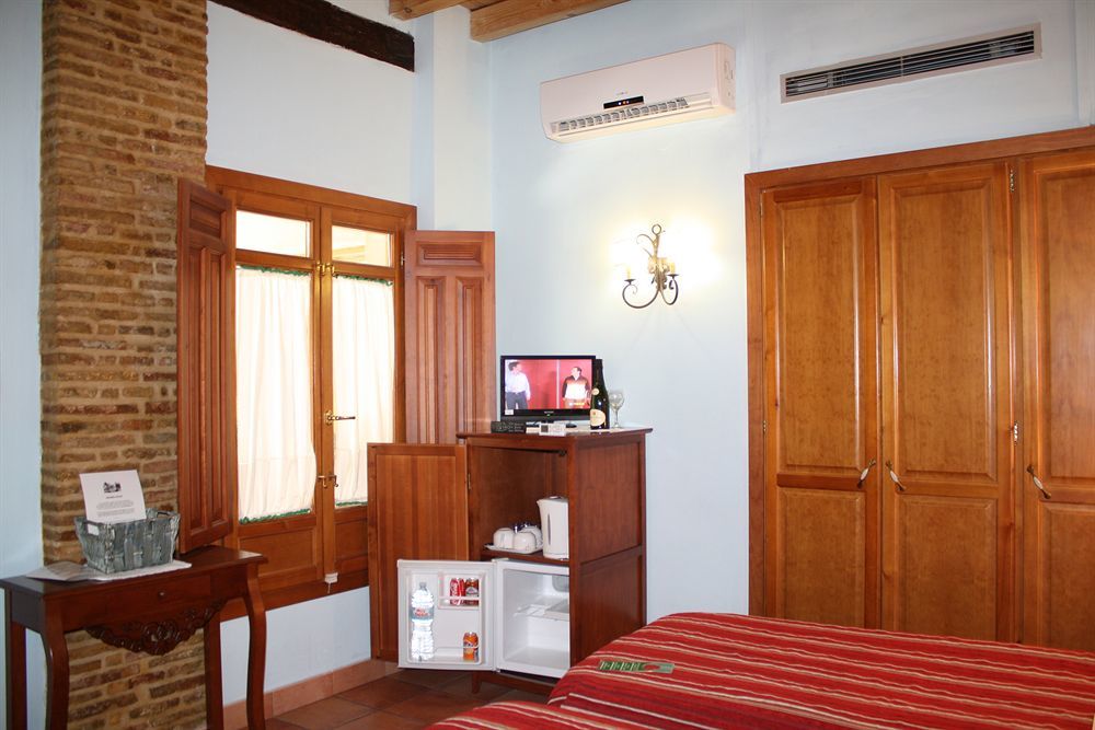 Hotel Abadía 2*