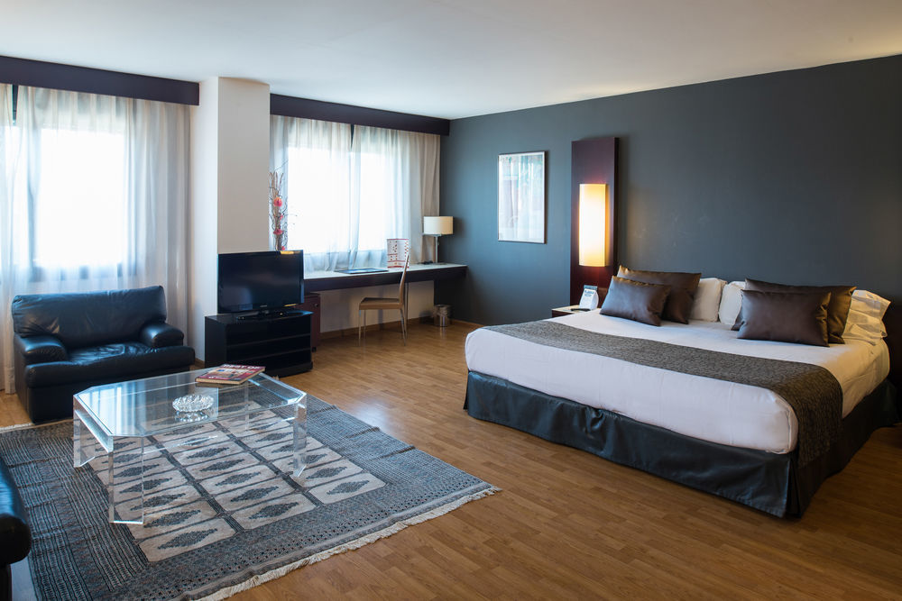 Catalonia Hotel