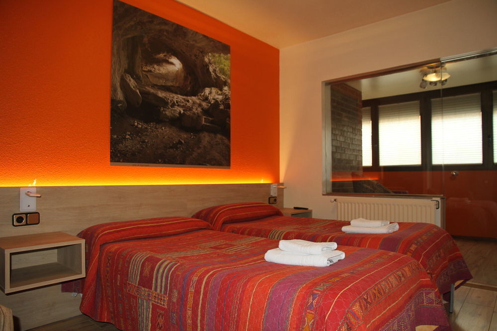 Acella 5* Pamplona