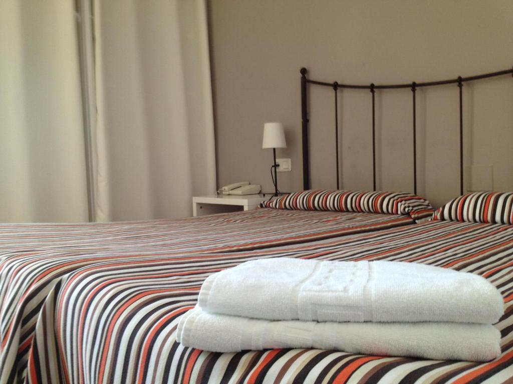 Casa Del Mar Hotel & Apartaments Hotel Roses