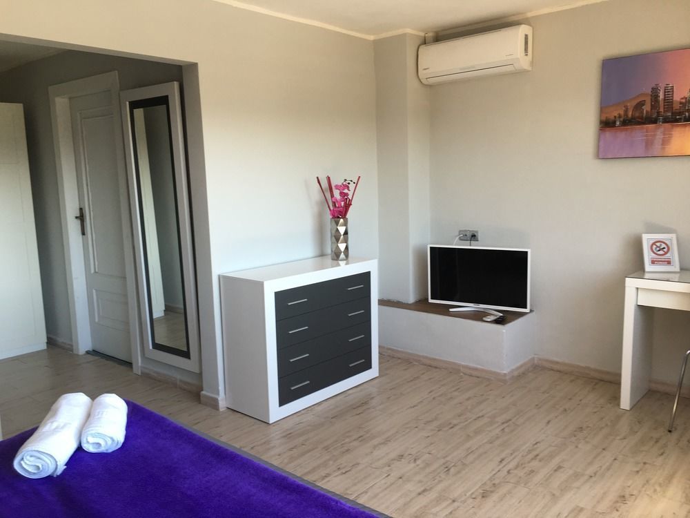 Hotel Petit Mirador 3*