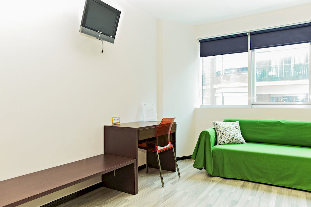 Hotel Ginosi Basics Centric Apartel