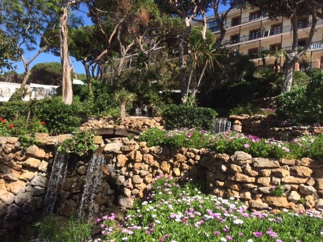 Mansion Alhamar - 2 Bedroom, Frontline Beach, Mountain Views, Full Size Pool, Tennis Courts, Close To Shops, On-site Bar & Chiringuito Apartamento