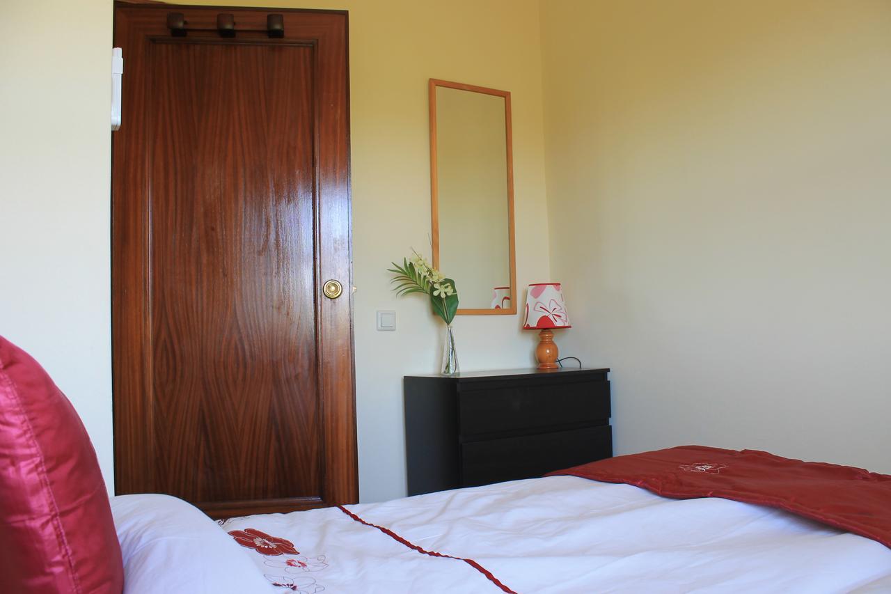 Apartamento Mansion Alhamar - 2 Bedroom, Frontline Beach, Mountain Views, Full Size Pool, Tennis Courts, Close To Shops, On-site Bar & Chiringuito *