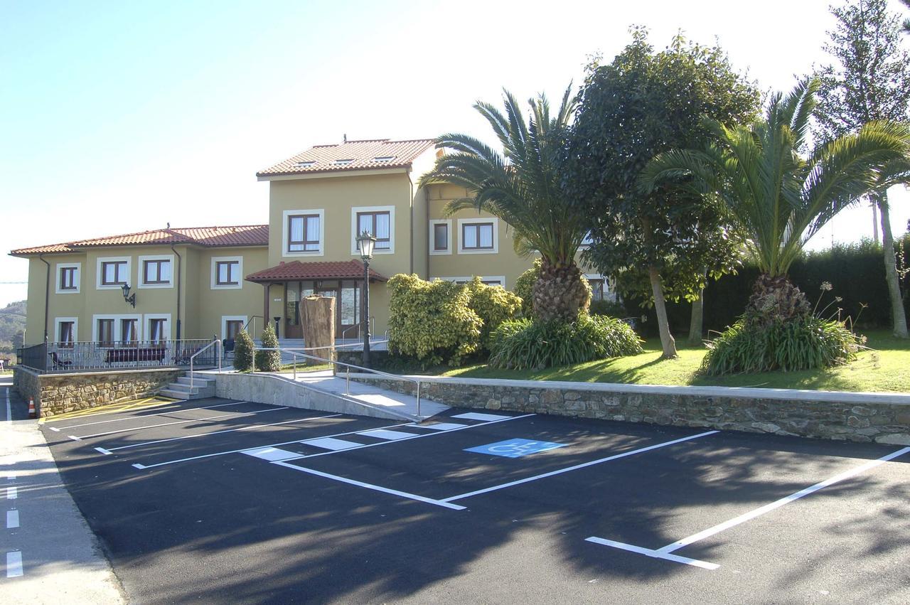 Lupa Hotel