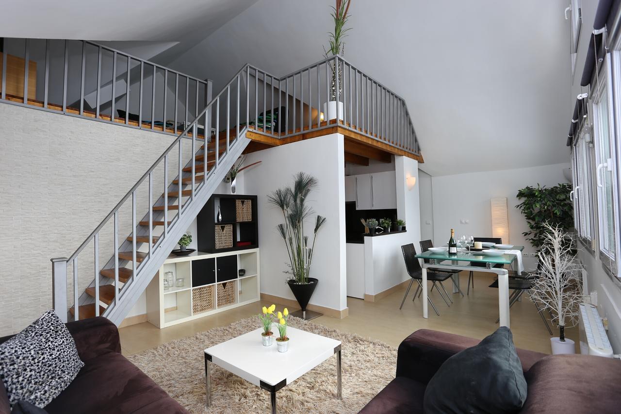 Apartamento Miramar A Pie De Pista - ático Duplex , 4 *