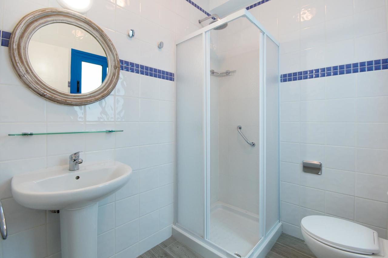 Riva Abrigos Hostal