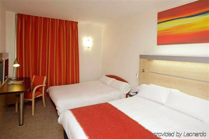 Girona 3 Hotel