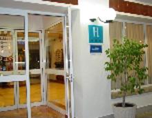 Hotel Peña De Arcos 3*