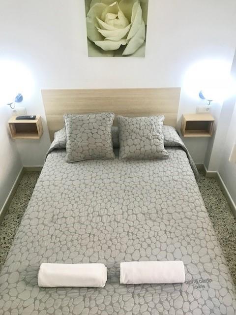 Pensión Hostal Badalona