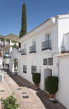 La Fonda Apartment