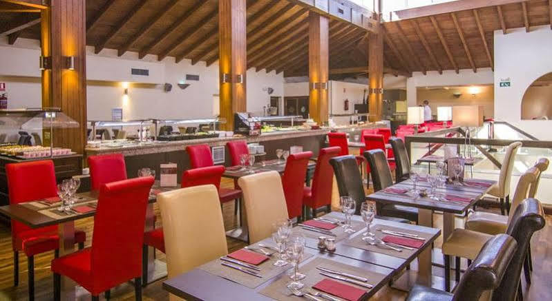 Dunas Aparthotel 4*