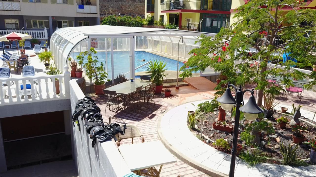 Hotel Blue Explorers