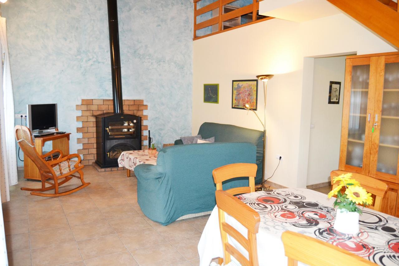 Lola Chalet *