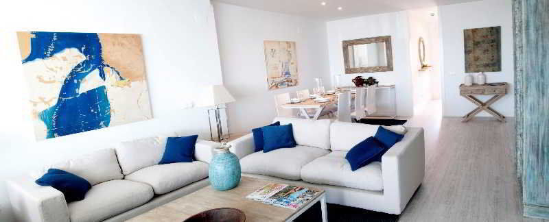 Apartahotel Puerto Sherry 4*