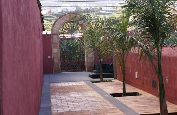 El Patio Apartment