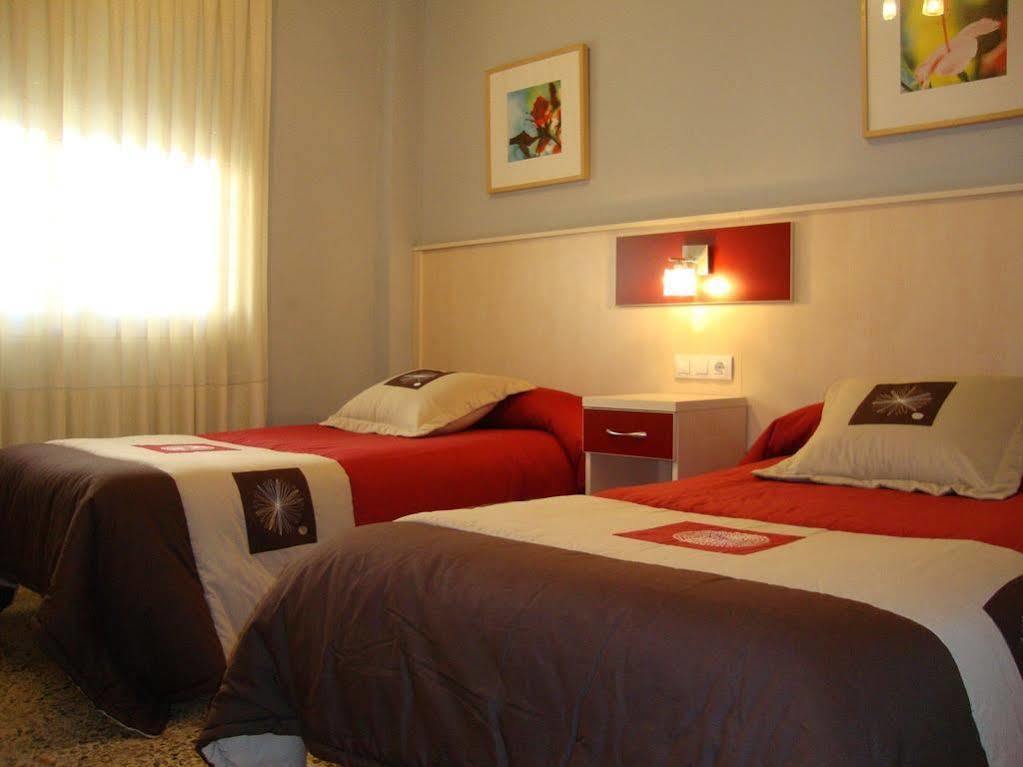 Hostal Badalona 2* Badalona