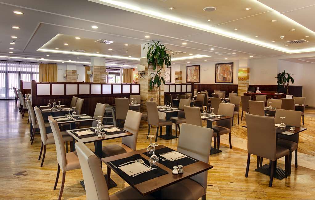 Occidental Hotel 4*