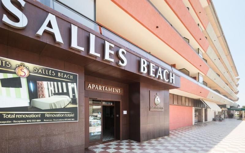 Salles Aparthotel