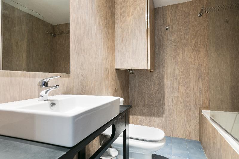 Salles Aparthotel