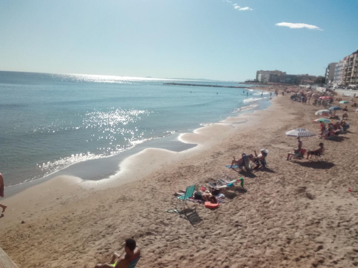 2-bedroom In 1 Minute Walk To The Beach *