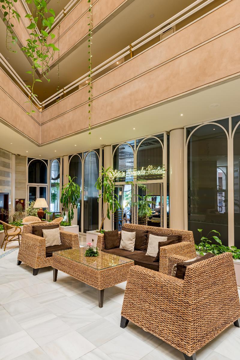 Center 4* Granada