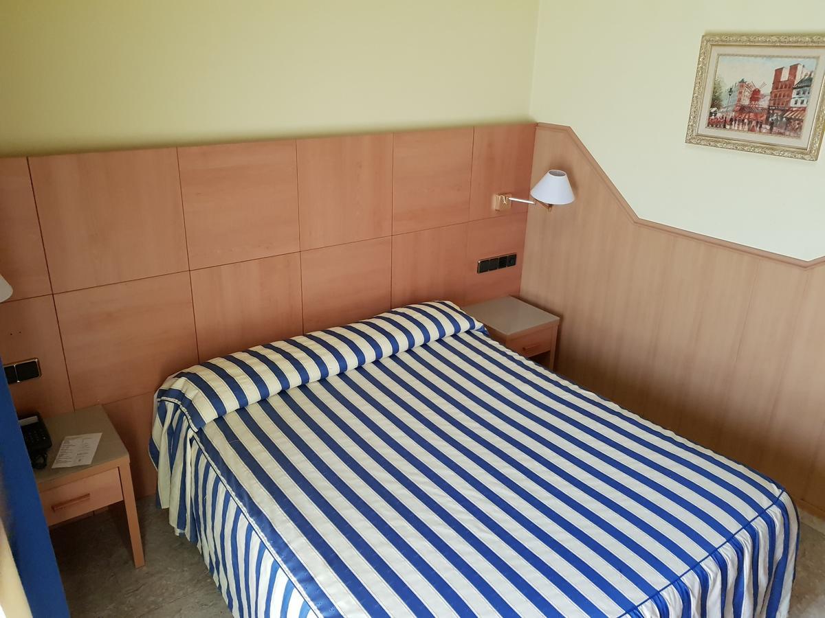 Hostel Milenium Els Monjos