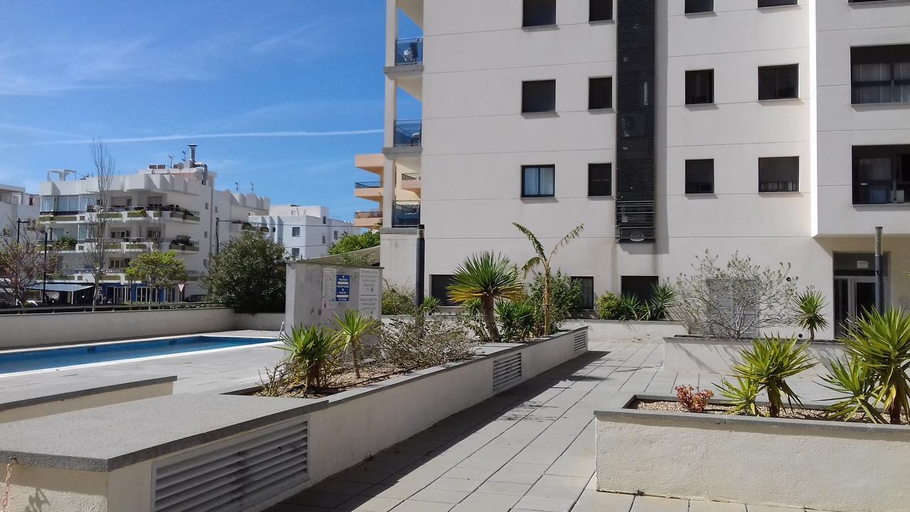 Machado 3 Apartahotel *