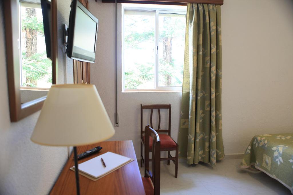 El Coloso Hotel 2*