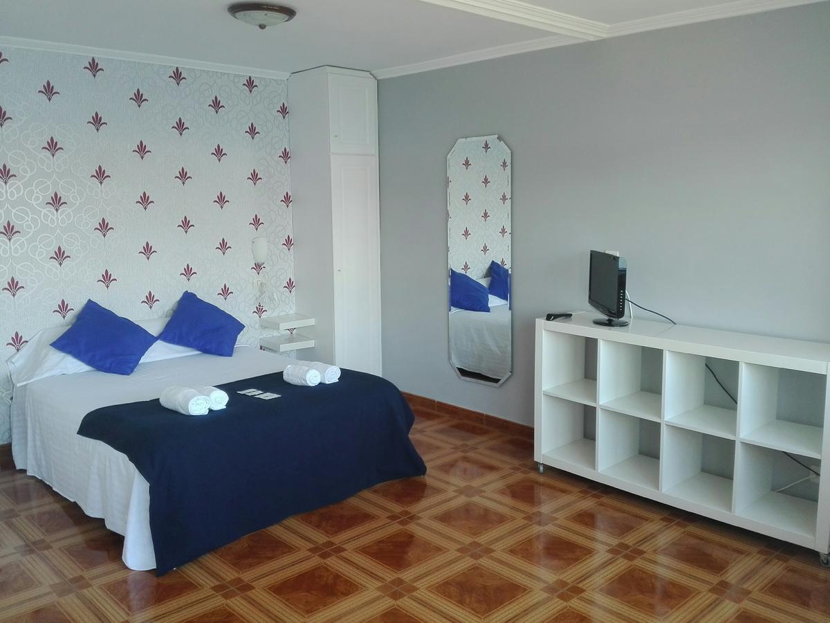 Playa De Quenxe Hotel *